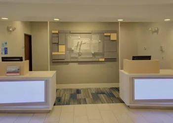 Holiday Inn Express Hotel & Suites Le Mars by IHG hotel thumbnail 2