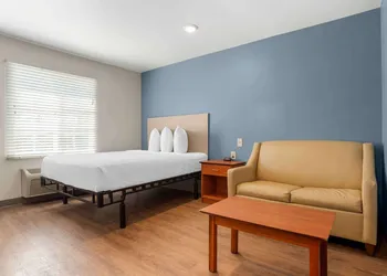 Extended Stay America Select Suites - Louisville - South hotel thumbnail 8