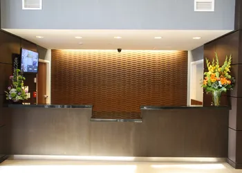 Wingate By Wyndham Niagara Falls hotel thumbnail 3