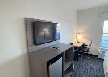 Ramada by Wyndham Sparta/At Speedway hotel thumbnail 5