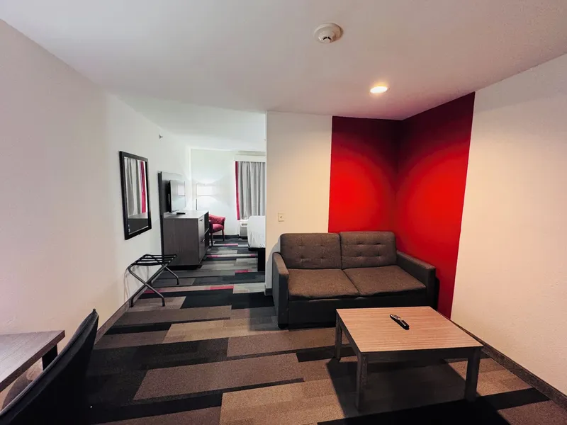 Ramada by Wyndham Sparta/At Speedway hotel detail image 6