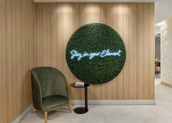 Element Vancouver Metrotown hotel thumbnail 3