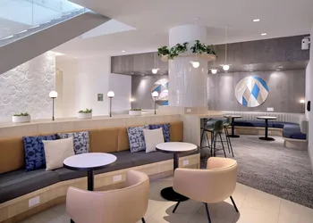 Element Vancouver Metrotown hotel thumbnail 4