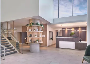 Element Vancouver Metrotown hotel thumbnail 5