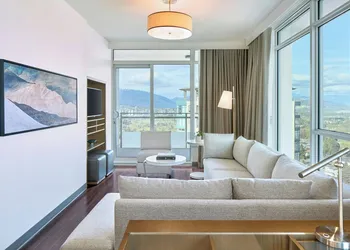 Element Vancouver Metrotown hotel thumbnail 8