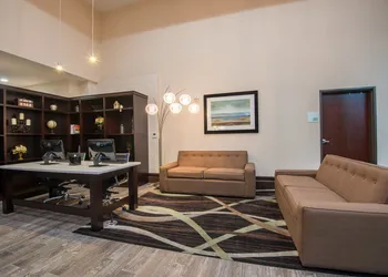Holiday Inn Salina by IHG hotel thumbnail 4