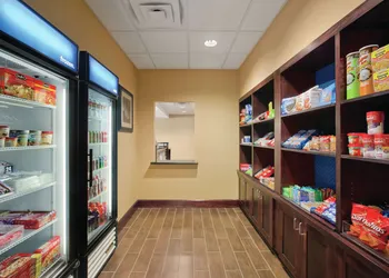 Hampton Inn & Suites Millington hotel thumbnail 4