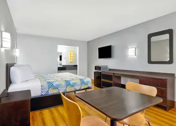 Motel 6 Plano, TX - Plano Northeast hotel thumbnail 6