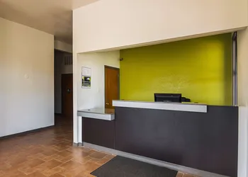Studio 6 Tyler, TX hotel thumbnail 3