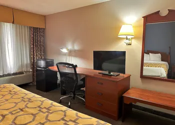 Baymont by Wyndham Corydon hotel thumbnail 8