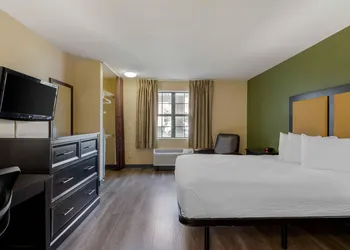 Extended Stay America Suites St Louis St Peters hotel thumbnail 6
