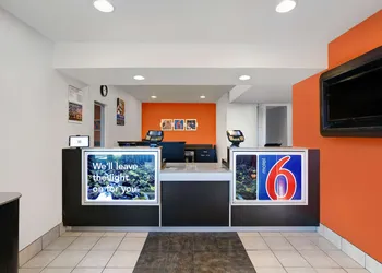 Motel 6 Troutdale, OR - Portland East hotel thumbnail 2
