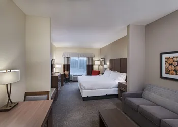 Holiday Inn Express & Suites Austin NW - Four Points by IHG hotel thumbnail 3