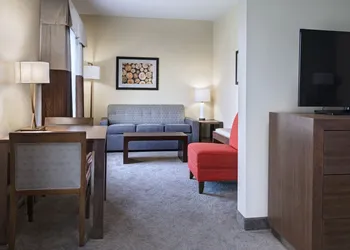 Holiday Inn Express & Suites Austin NW - Four Points by IHG hotel thumbnail 5
