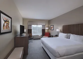 Holiday Inn Express & Suites Austin NW - Four Points by IHG hotel thumbnail 8