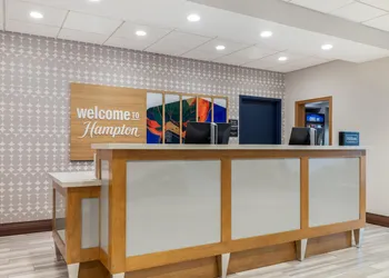 Hampton Inn & Suites Dallas/Plano-East hotel thumbnail 4
