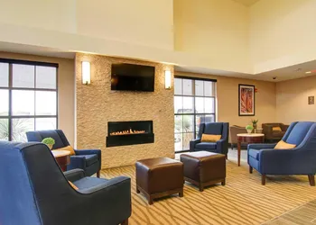 Comfort Suites Carlsbad hotel thumbnail 2