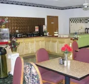 Royal Inn Knoxville Airport Alcoa hotel detail image 7