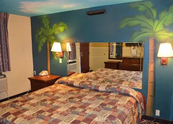 Economy Inn hotel thumbnail 7