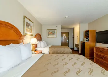Quality Inn Alliance hotel thumbnail 6