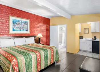 Fallbrook Country Inn hotel thumbnail 5