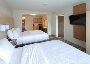 Holiday Inn Express & Suites Rochester Hill - Detroit Area by IHG hotel thumbnail 6
