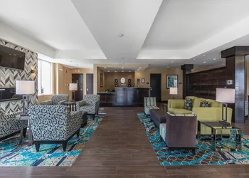 Comfort Inn & Suites Airport North hotel thumbnail 6