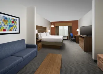 Holiday Inn Express & Suites Bay City by IHG hotel thumbnail 4