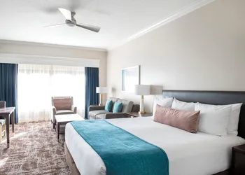 Club Wyndham Harbour Lights hotel thumbnail 8