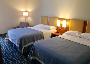 Days Inn & Suites by Wyndham Cincinnati North hotel thumbnail 7