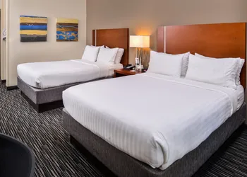 Holiday Inn Express & Suites York by IHG hotel thumbnail 3