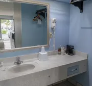 Sandcastle Inn hotel detail image 3