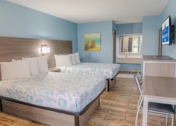 Sandcastle Inn hotel thumbnail 6