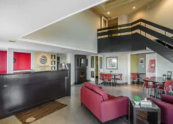 Comfort Inn Swift Current hotel thumbnail 2