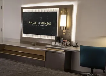 Angel Of The Winds Casino Resort hotel thumbnail 5