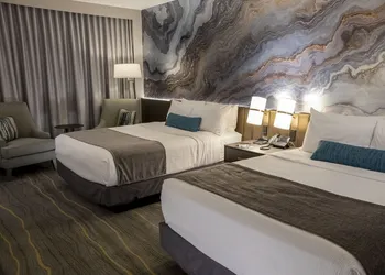 Angel Of The Winds Casino Resort hotel thumbnail 7