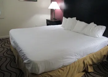 Relax Inn hotel thumbnail 3