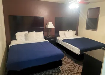 Relax Inn hotel thumbnail 6