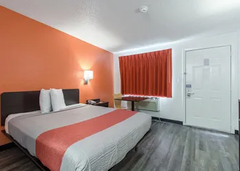 Motel 6 Norcross, GA - Atlanta Northeast hotel thumbnail 6