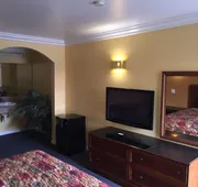 Industry Inn & Suites hotel detail image 5