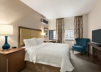 Hampton Inn Chicago Downtown/N Loop/Michigan Ave hotel thumbnail 8