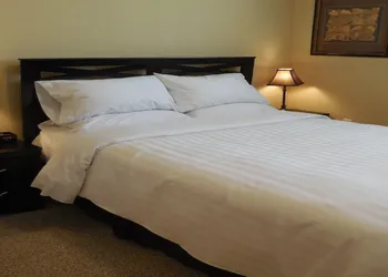 Balsam Suites Boutique Inn & Residence hotel thumbnail 5