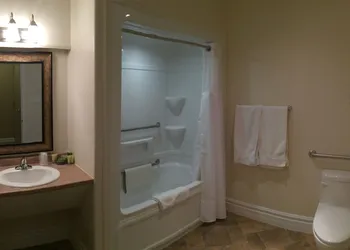 Balsam Suites Boutique Inn & Residence hotel thumbnail 6