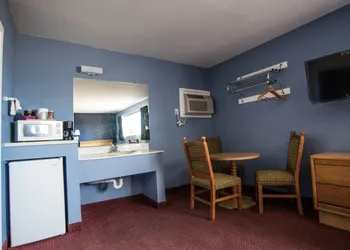 Rodeway Inn & Suites Blythe I-10 hotel thumbnail 8