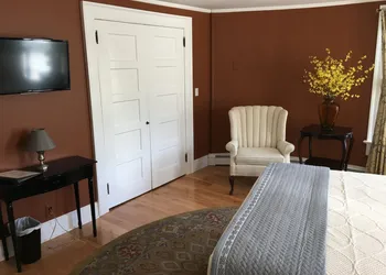 Baldwinsville B&B hotel thumbnail 7