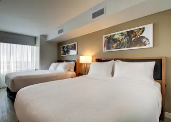 Holiday Inn & Suites Peoria At Grand Prairie by IHG hotel thumbnail 6