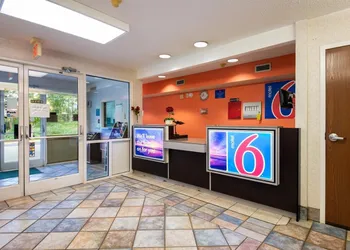 Motel 6 Statesville, NC hotel thumbnail 4