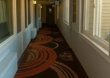 Bourne Bridge Inn hotel thumbnail 3