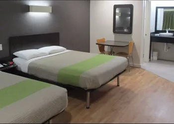 Studio 6 Huntsville, TX hotel thumbnail 4