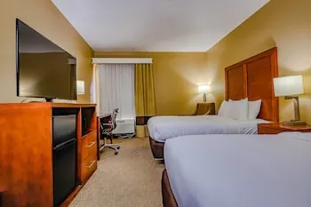 Comfort Inn Ottawa Kansas hotel thumbnail 4